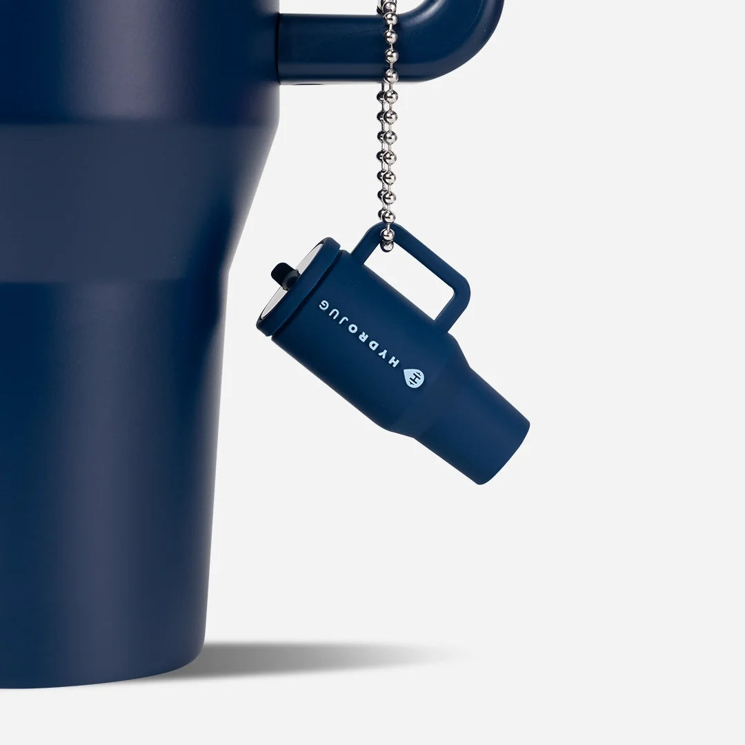 traveler-keychain-s8 Web-TravelerKeychainPhotos-Navy2.webp